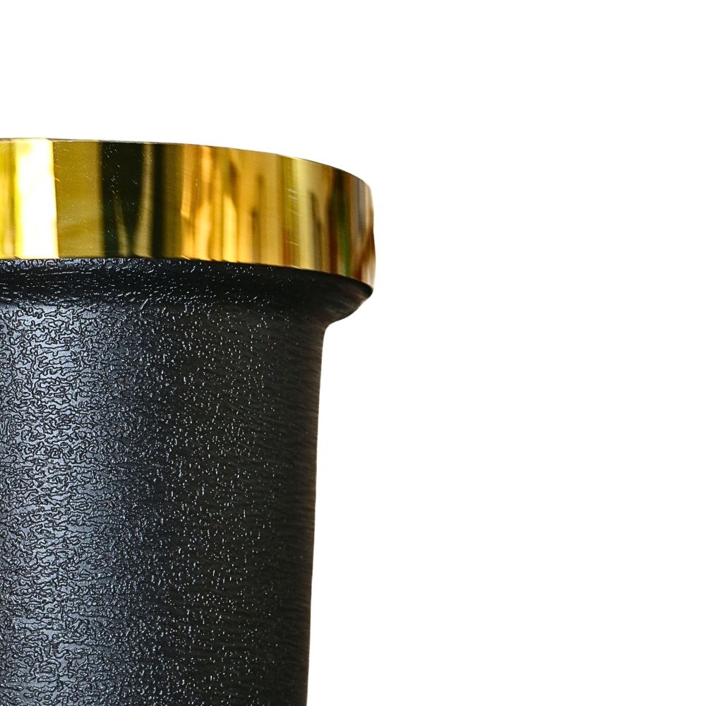 Corner Flower pot (Metal Ring Neck)