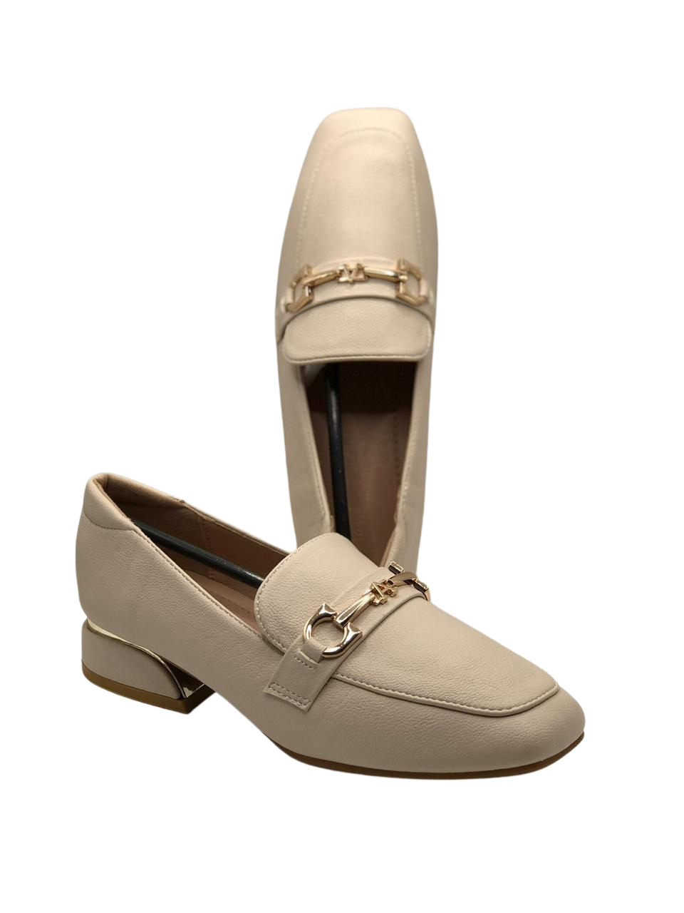 Elegant Cream Chain Loafers